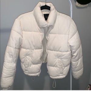 🌈White corduroy puffer jacket. NWOT. ⭐️